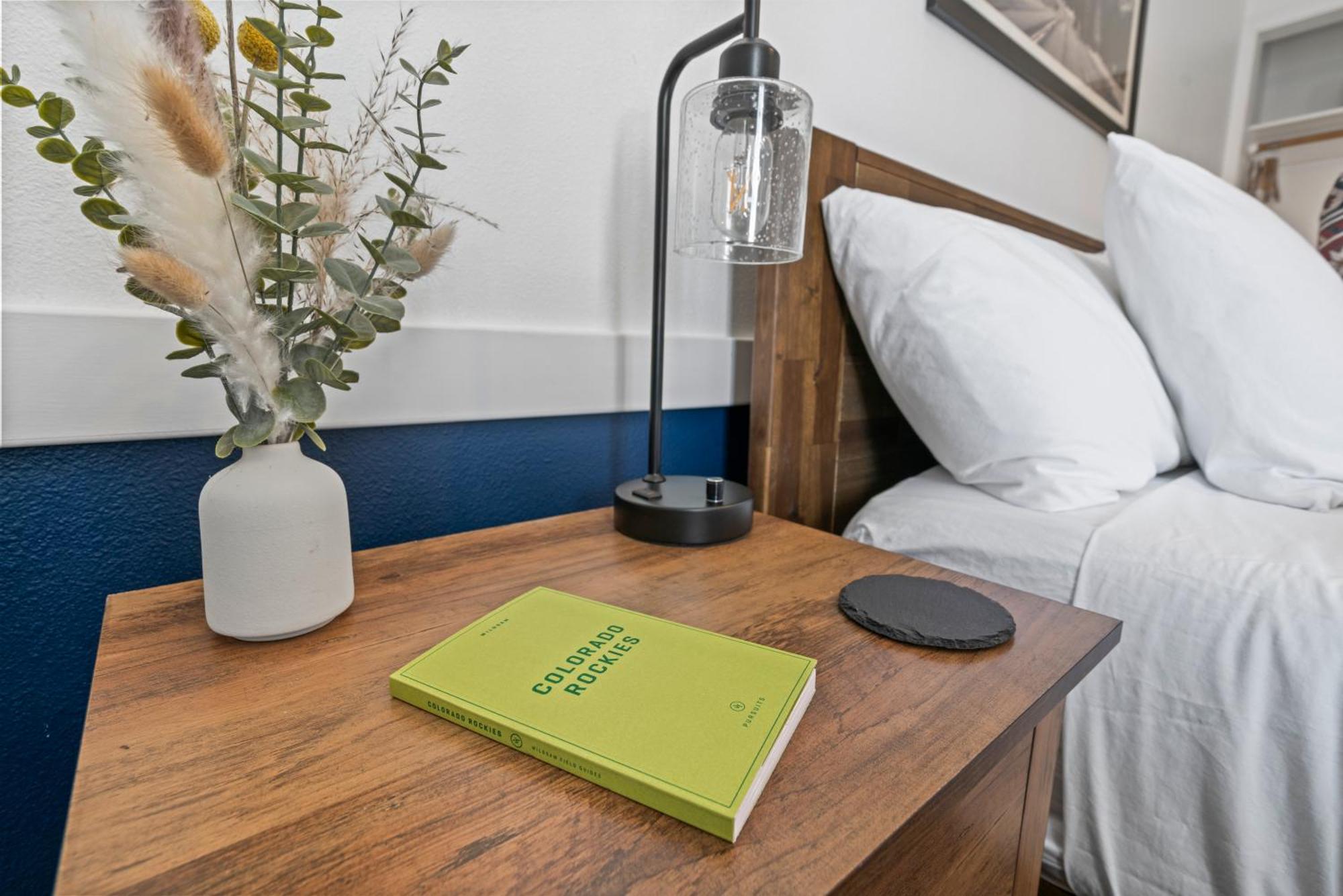 The Bent Elbow Hotel Silverton Bagian luar foto